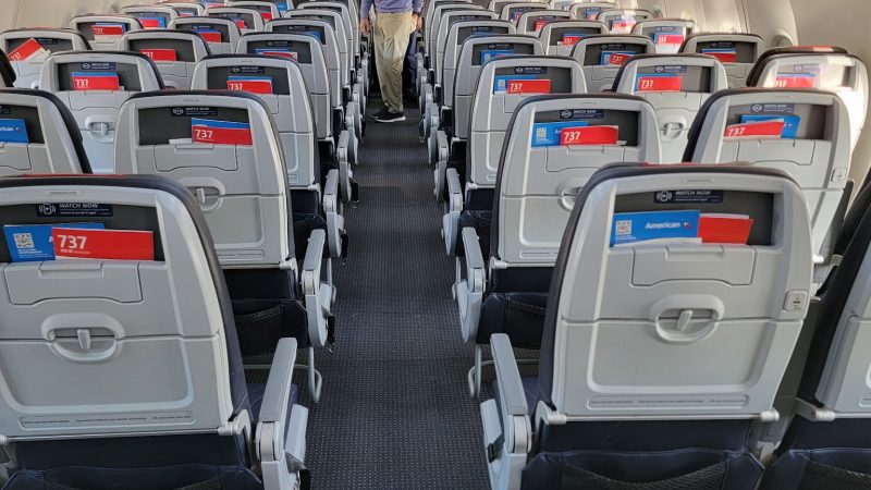 American Airlines May Bring Back Seatback Screens With Starlink Wi-Fi