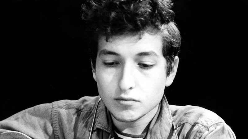 Bob Dylan’s Greatest Love Songs And Why Fans Keep Coming Back