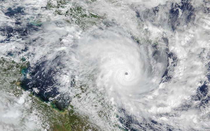 Far North Queensland Braces as Cyclone Narelle Tears Into the Coast