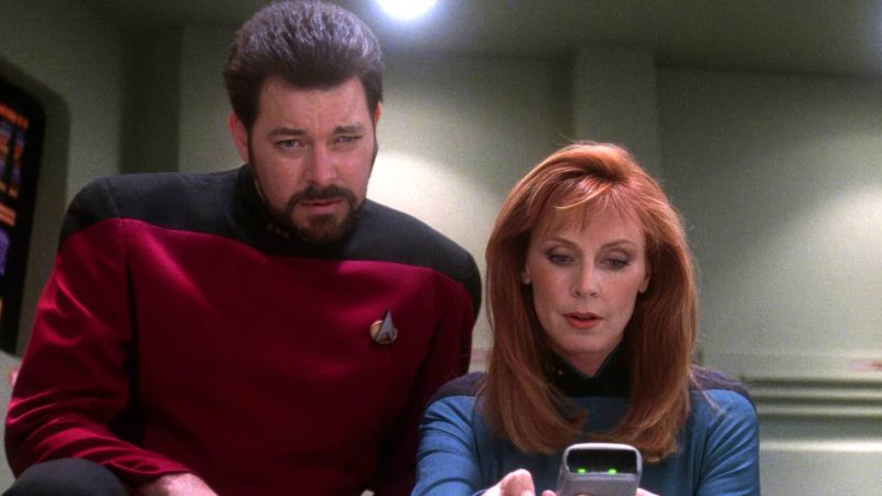 Jonathan Frakes Responds Directly to Star Trek Retirement Claims at Convention