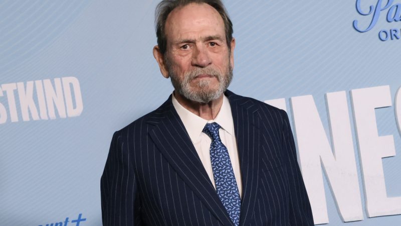Tommy Lee Jones Returns to TV After 40 Years in Ethan Hawke’s Hulu Noir