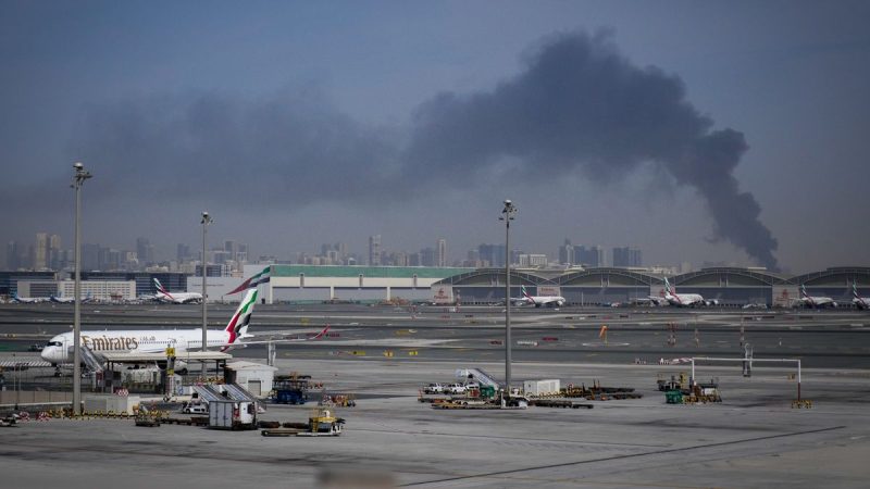 UK Joins Global Evacuation Push as Thousands Remain Stranded Across Middle East