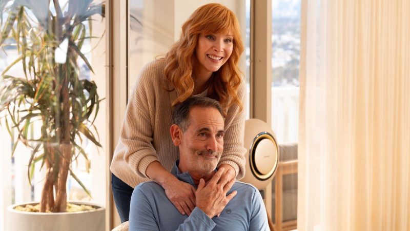 Lisa Kudrow Makes The Comeback Season 3 Impossible To Look Away From