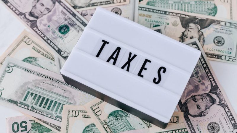 Capital Gains Tax 2026: Every Rate, Bracket, and Strategy You Need Before You Sell