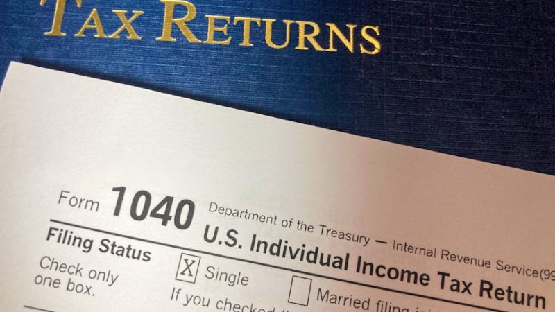 How to File a Tax Extension in 2026: April 15 Deadline, Form 4868, and What It Actually Buys You