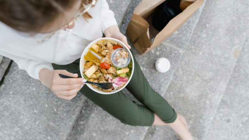 Why the Lunch Alone Debate Is Never Really About Lunch