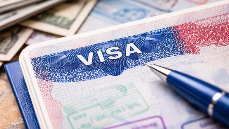 H-1B Stamping Slots Are Open in India But Workers Are Warned to Stay